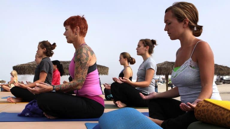 Gjør yoga til en del av din daglige rutine